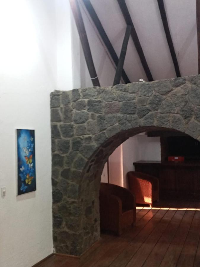 Отель Quinta Los Eucaliptos Кито Экстерьер фото