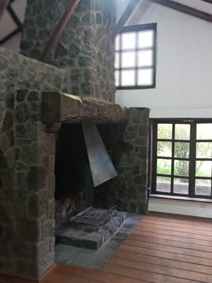 Отель Quinta Los Eucaliptos Кито Экстерьер фото