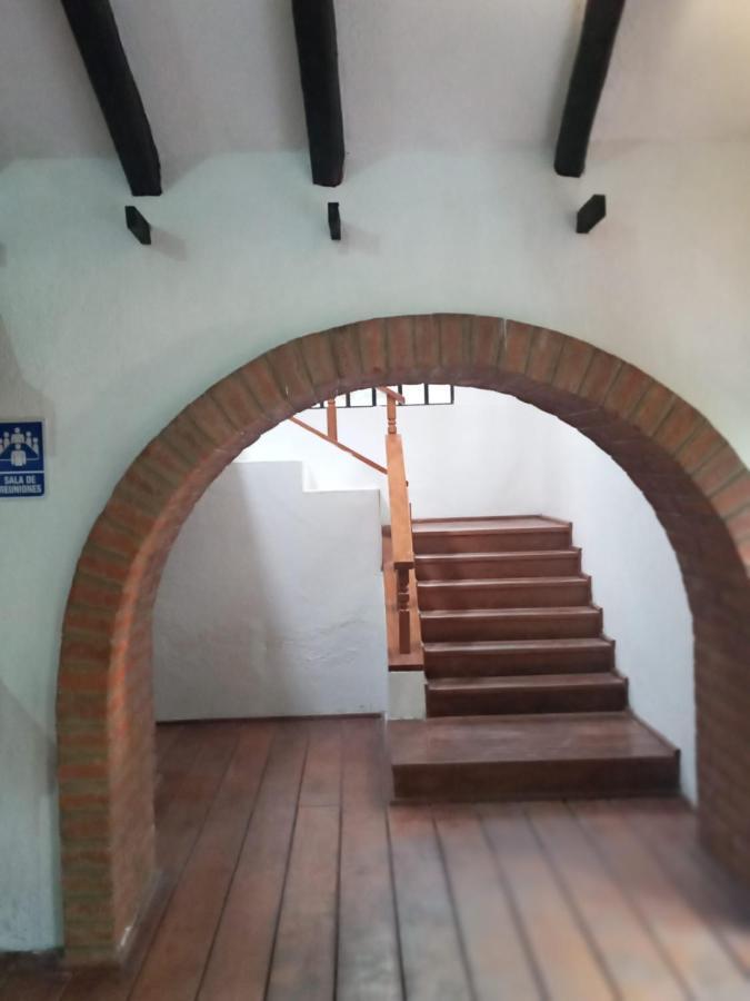 Отель Quinta Los Eucaliptos Кито Экстерьер фото